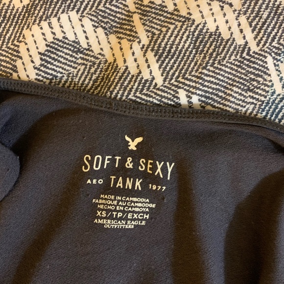 American eagle crop top - Picture 2 of 2